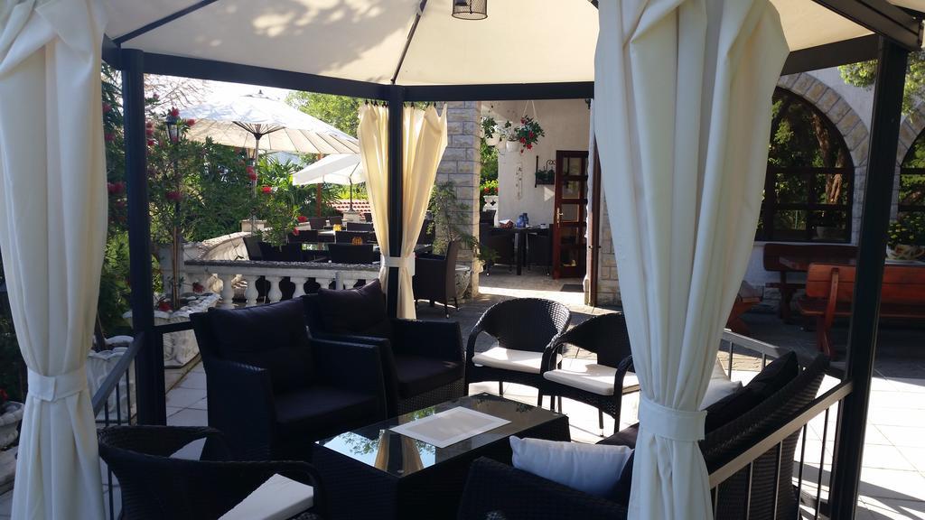 Guest House Villa Marlis Malinska Ngoại thất bức ảnh